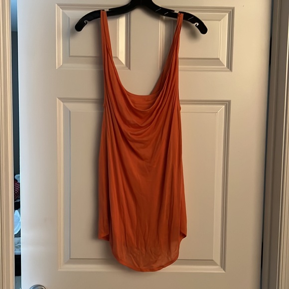 WO Alice & Olivia tank top - Picture 3 of 5